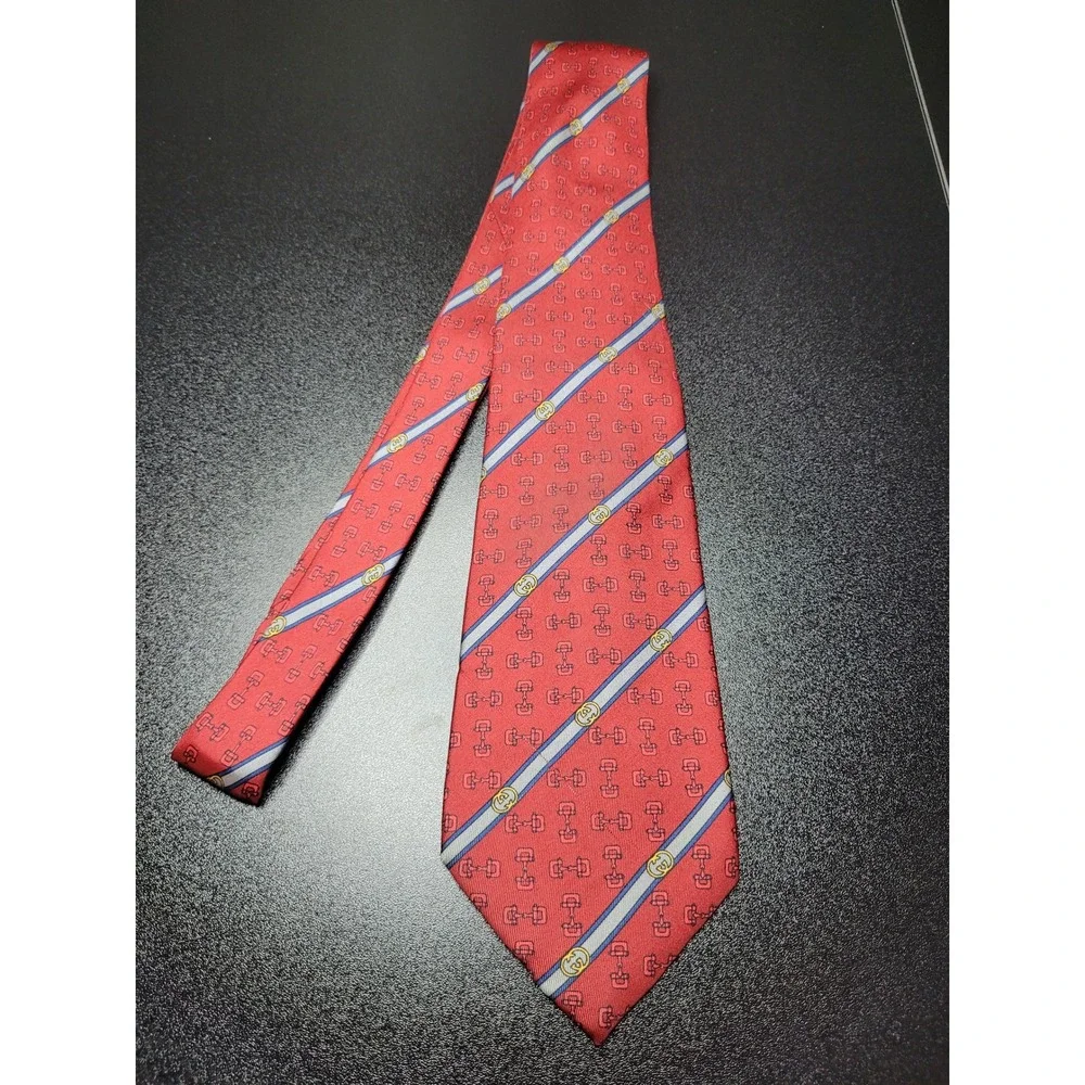 Gucci Men's Necktie Red Horsebit Logo Silk 3.75